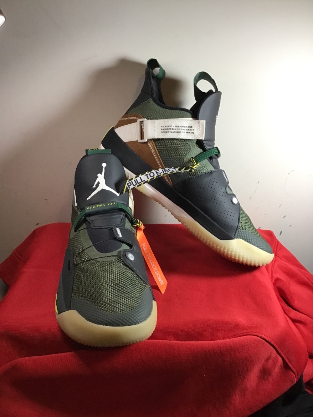 🔥🔥Jordan XXXIII, Travis Scott, size 10, no box, new condition, see photos 🔥🔥